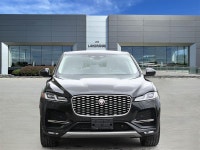 // ACCIDENT FREE!! // // SINGLE OWNER! // This used 2023 Jaguar F-PACE P250 Awd S blends luxury, uti... (image 7)
