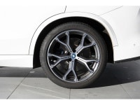 2023 BMW X5 xDrive45e 3.0L I6 AWD 8-Speed Automatic Sport EXTERIOR - MINERAL WHITE METALLIC INTERIOR... (image 6)