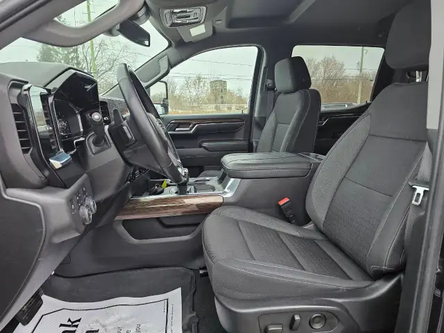 2024 Chevrolet Silverado 1500 in Cars & Trucks in Ottawa - Image 9