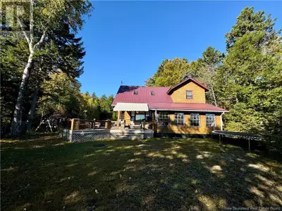 Escape to this delightful 4-bedroom, 1-bathroom cottage nestled on the serene shores of Digdeguash L...