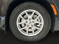 Cloth Bucket Seats, Remote Start System, Heated Front Seats, Heated Steering Wheel, Uconnect 5 W 7 D... (image 9)