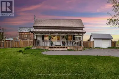 HALF-ACRE COUNTRY LIVING WITH A POOL, HOT TUB, BUNKIE, WORKSHOP, & COZY INTERIOR! Life feels bigger,...