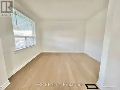92 POWELL ROAD Toronto (Downsview-Roding-CFB), Ontario