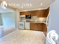 ** OPEN 24/7 - CALL: 437-561-9900 ** 3 Bedrooms, 2.5 Bathrooms, Near Parks, Public Transportation, B... (image 5)