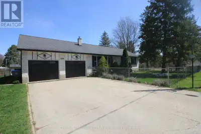 Fully Updated, all brick, 3+1 bedroom ranch with oversized double car garage (26'x23'). Modern updat...