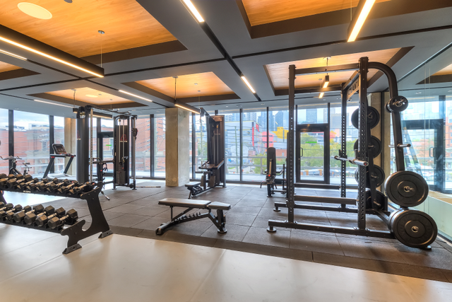 2.5 Studio condo tout inclus a louer Sud Ouest Griffin Square in Long Term Rentals in City of Montréal - Image 22