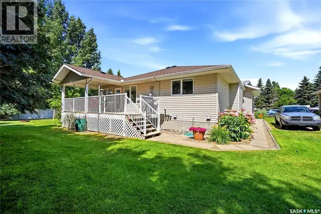28 Rosedale AVENUE Katepwa Beach, Saskatchewan in Houses for Sale in Regina - Image 4