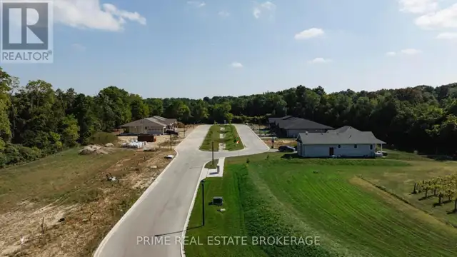 60 DEER RIDGE LANE W Bluewater (Bayfield), Ontario in Houses for Sale in Grand Bend - Image 4
