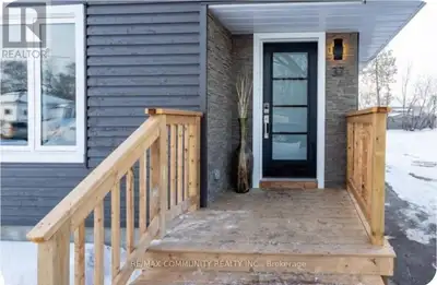 37 EDWARD STREET Quinte West (Trenton Ward), Ontario