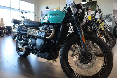 Argyll Motorsports 2025 Triumph Scrambler 900 Kingfisher DEMO UNIT OPEN TUESDAY-FRIDAY 9-6PM, SATURD...