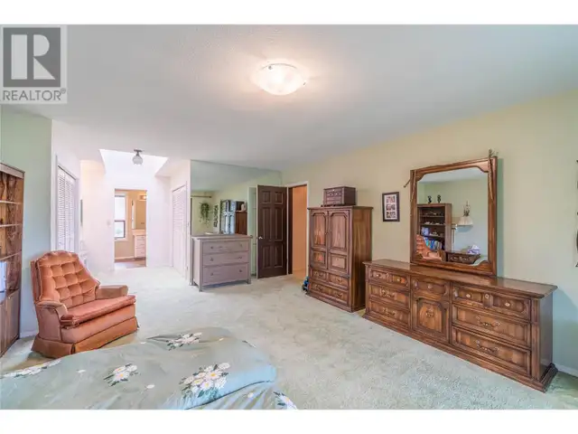8548 YELLOWHEAD Highway Kamloops, British Columbia in Houses for Sale in Kamloops - Image 25