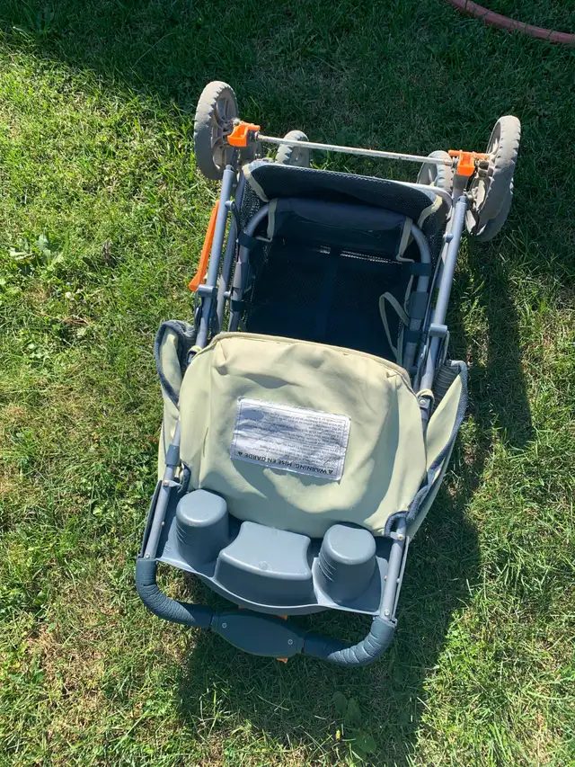 Travel About Safari Umbrella Stroller Small Lightweight Compact in Strollers, Carriers & Car Seats in City of Toronto - Image 3