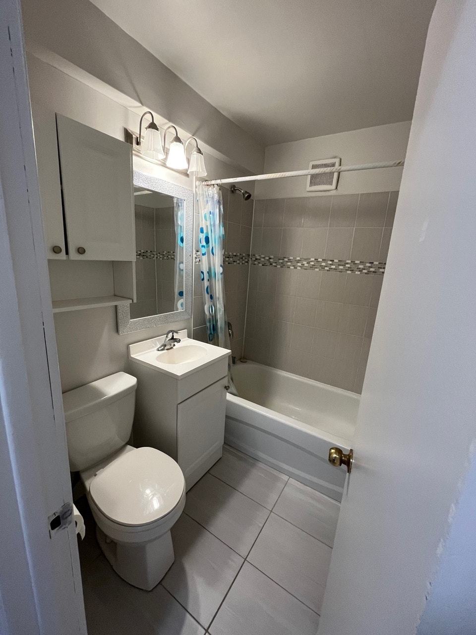 MAPLEGROVE APARTMENTS - 2 Bedroom Suite- Now Available! 2