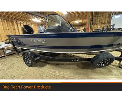 2026 Lund 1875 IMPACT XS Standard Features Aft Livewell (30inches)Recirc and Pumpout Aft Livewell Bo...