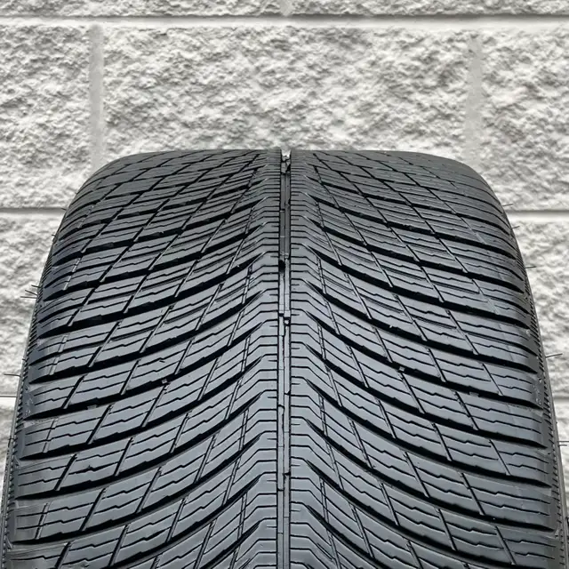 (95%) 4x Porsche 911 *992* 20"/21" OEM Winter Wheels Package in Tires & Rims in City of Toronto - Image 10