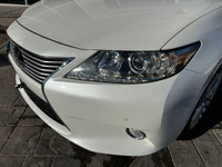 This 2013 Lexus ES 350 Technology package fuly loaded features a lower, progressive profile and clea... (image 5)