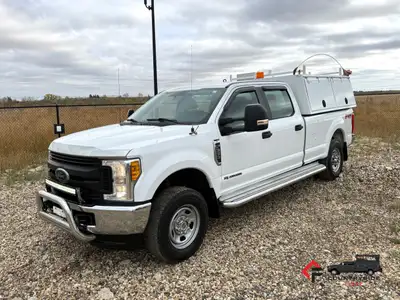 Countryside Fleet 2017 Ford F350 CrewCab 4x4 Pick Up Utility Service Truck + 6.7L PowerStroke Diesel...