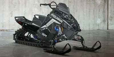 Engine Type: Horizontal In-line Displacement: 54.8 cu. in. (899 cc) Bore x Stroke: Bore: 3.46 in. (8...