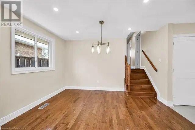 14 GLEN VISTA Drive Hamilton, Ontario in Houses for Sale in Hamilton - Image 12