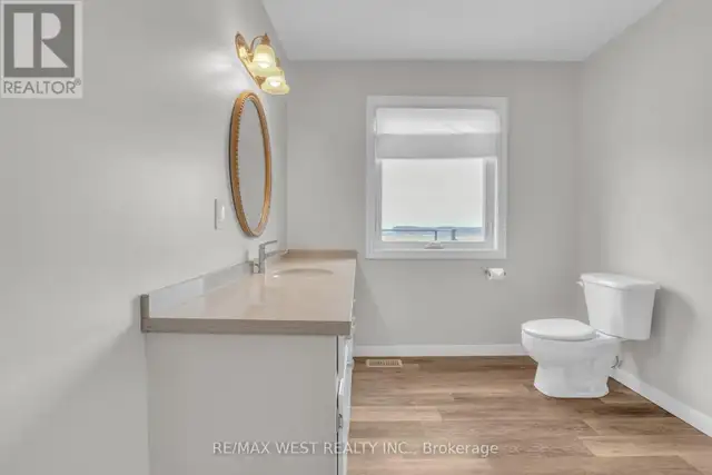 2219 COUNTY ROAD 42 Clearview, Ontario in Houses for Sale in Oakville / Halton Region - Image 12