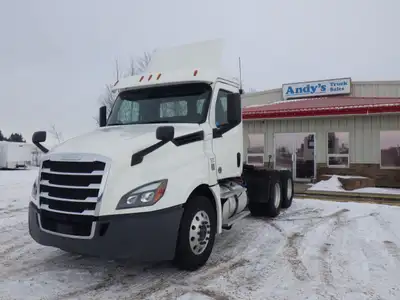 Welcome to Andy's Truck Sales. 2019 FREIGHTLINER CASCADIA EVOLUTION DAY CAB TRACTOR #0090 362,816 KM...
