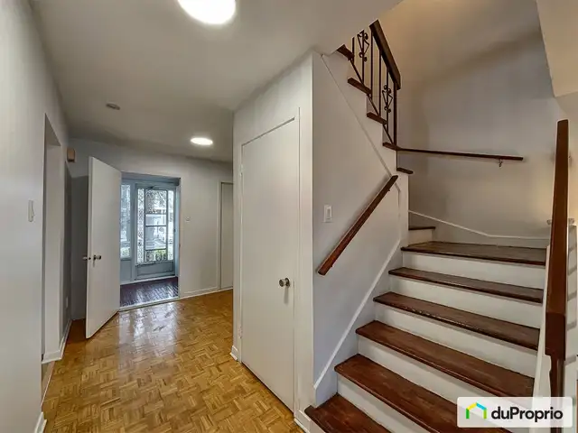 $569,000 - 2 Storey for sale in Longueuil (St-Hubert) in Houses for Sale in Longueuil / South Shore - Image 5