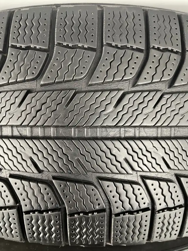 Set4️⃣:  235/65R17 108T  XL  Michelin Latitude X-Ice Xi2. in Tires & Rims in Mississauga / Peel Region - Image 8