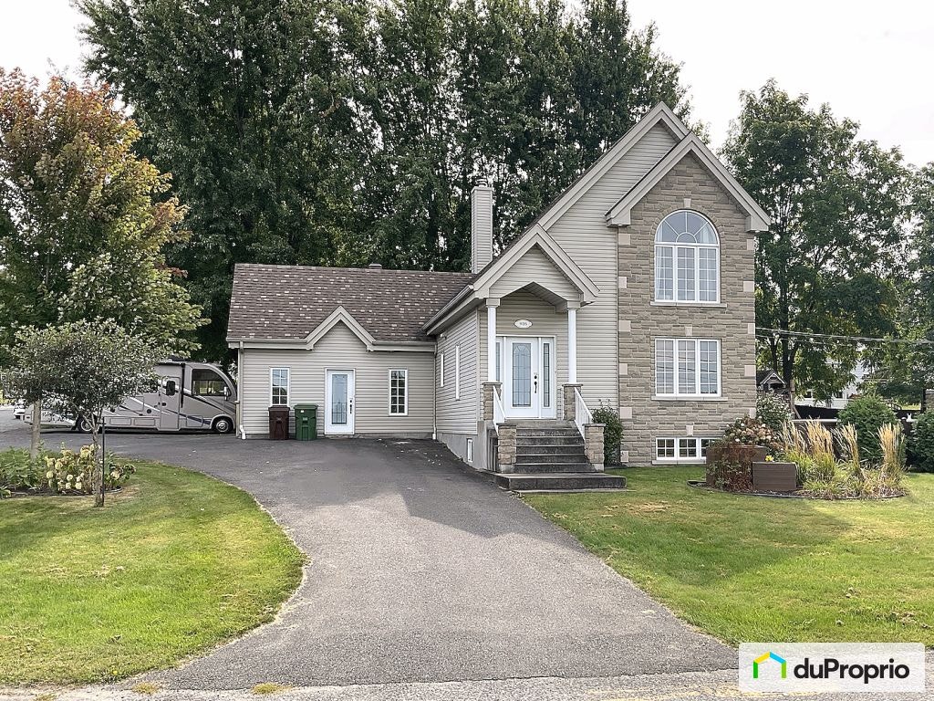 $599,900 - 2 Storey for sale in Wickham — photo 1