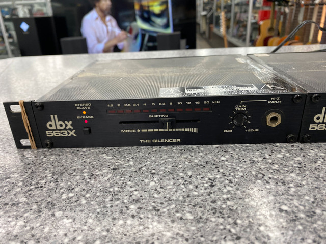 DBX 563X The Silencer Noise Reduction System dans Matériel audio professionnel  à Ville de Toronto - Image 4