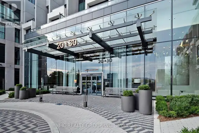222 - 30 INN ON THE PARK DRIVE Toronto (Banbury-Don Mills), Onta62865717169921121