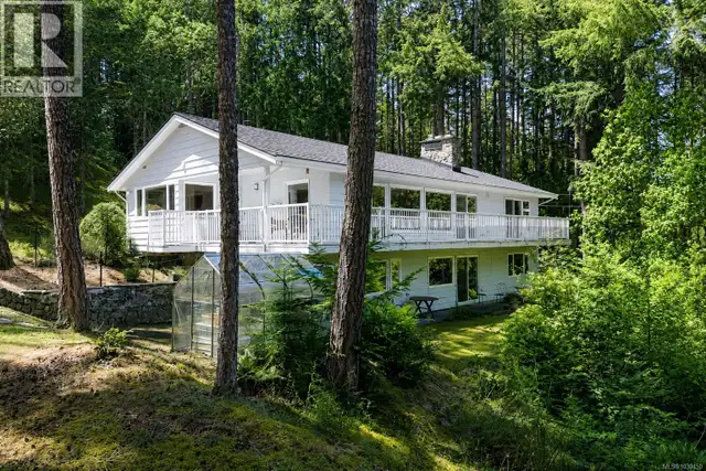 1495 Lands End Rd North Saanich, British Columbia in Houses for Sale in Victoria - Image 2