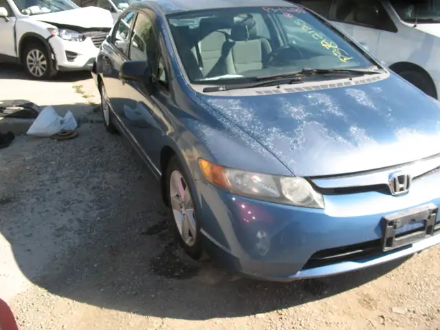 !!!!NOW OUT FOR PARTS !!!!!!WS008652 2008 HONDA CIVIC in Auto Body Parts in Woodstock - Image 8