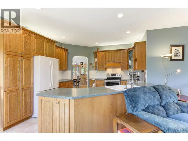 3520 Fitzgerald Road Kelowna, British Columbia in Houses for Sale in Penticton - Image 20