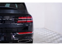 Le Genesis GV80 Advanced 2022 est un SUV de luxe qui incarne l'élégance, la performance et l'innovat... (image 8)