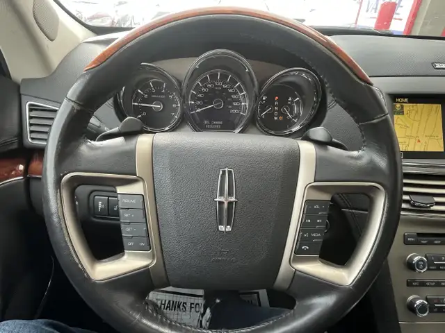 2010 Lincoln MKT 5339192172852121611