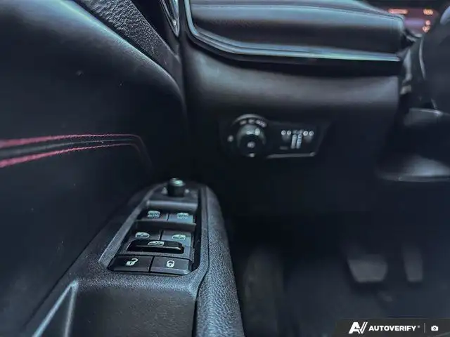 2024 Jeep Compass Trailhawk | Automatic High-Beams | Dual-Z in Cars & Trucks in Saskatoon - Image 22