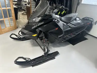 LOCAL TRADE , 850 CC ETEC 2 STROKE POWER PLANT MAKING 165 HORSE POWER , REVERSE , ELECTRIC START , M...