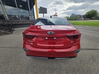 2020 Kia Forte 2.0L EX+ IVT comes equipped with Backup Camera, Parking Assist, Heated Seats, Heated... (image 4)