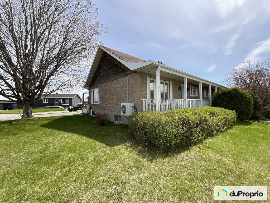 $269,500 - Semi-detached for sale in Roberval — photo 1