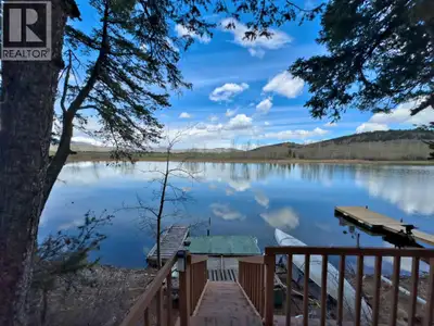 Ahhh... Lake life. Enjoy the serenity of this magical lakefront cabin along Lee Lake. Imagine sittin...