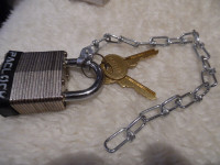 New Keyed Alike Padlocks with Chain Lock Lot of 20