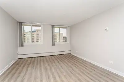 The Carlton Apartments Edmonton - 1 Bedroom Apartment for Rent E