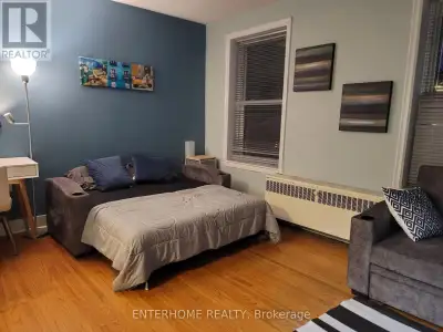 4 - 51 QUEEN STREET E Brampton (Downtown Brampton), Ontario