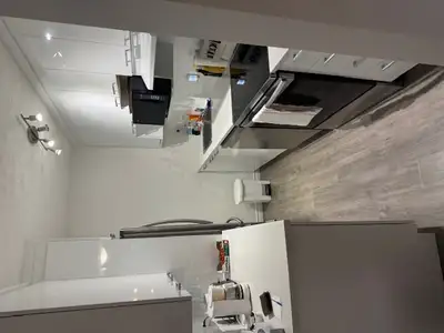 VASTE, ENSOLEILLÉ, IMMEUBLE AVEC ASCENSEUR, CLIENTÈLE DE CHOIX. PAS D`ANIMAUX.2IÈME ÉTAGE, ORIENTATI...