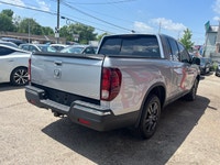 HERE IS A NICE CLEAN 1 OWNER HONDA RIDGELINE SPORT - WELL MAINTAINED, RELIABLE, FREE OF RUST (OIL SP... (image 4)