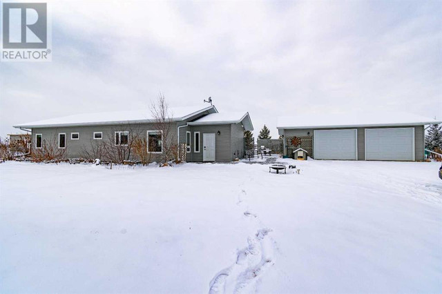 43552 Range Road 180 Rural Camrose County, Alberta in Houses for Sale in Strathcona County