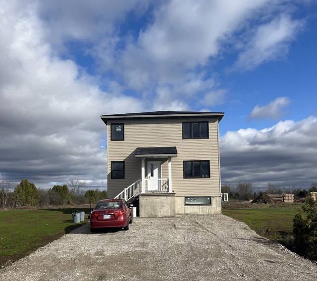 SMITHS FALLS ONE ROOM FOR RENT IN BRAND NEW BUILDING Long Term