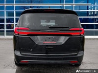 Recent Arrival! Is your family growing? Need more space? Then check out this 2025 Chrysler Pacifica... (image 4)
