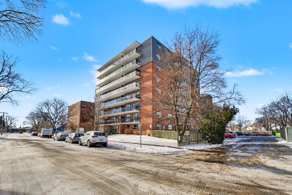 Mapleview Manor Apartments - 2 Bedroom, 1 Bath Apartment for Ren 2