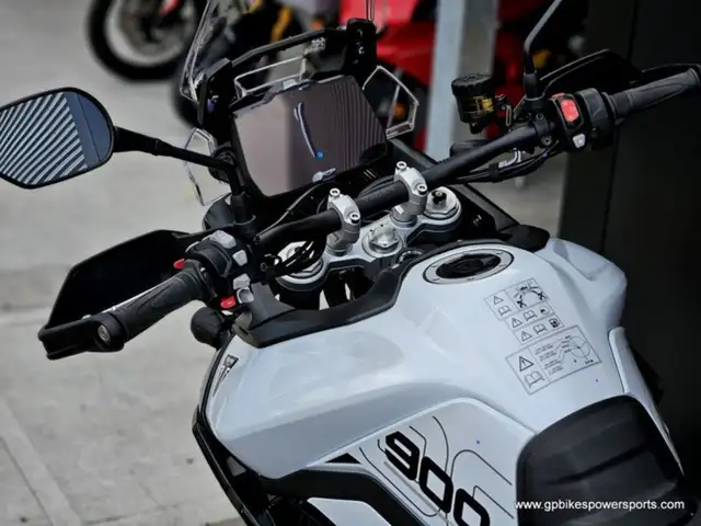 2025 Triumph Tiger 900 GT Pro in Dirt Bikes & Motocross in Oshawa / Durham Region - Image 17